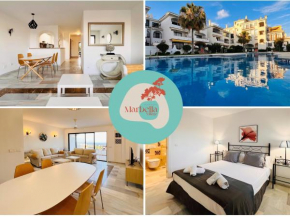 Renovated Apartment with Sea Views and Pool with Private Parking